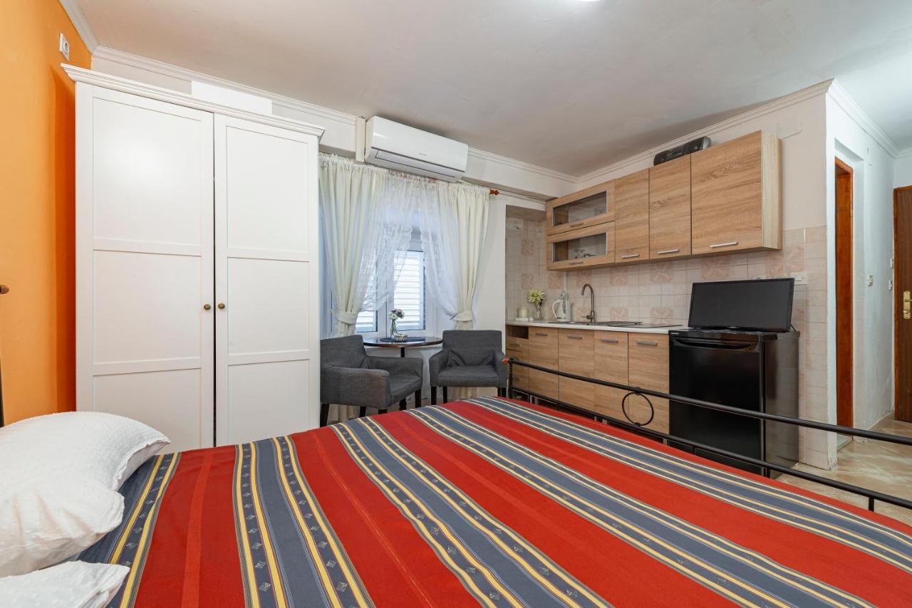 Apartments Vera 杜布罗夫尼克 外观 照片